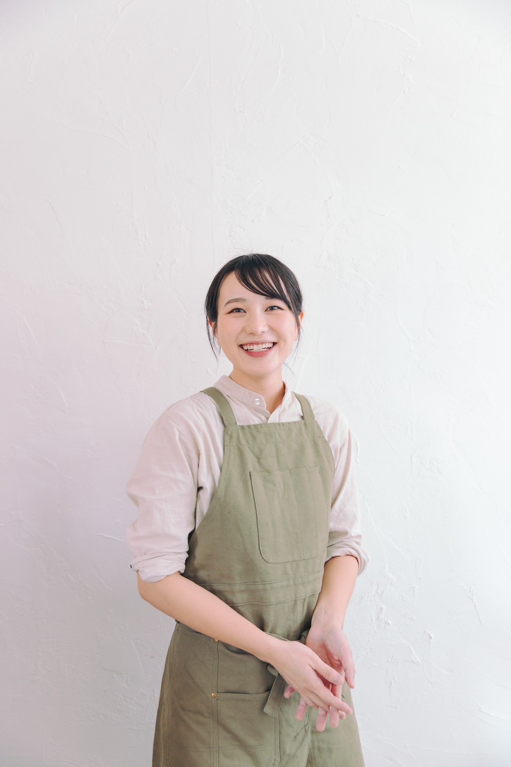 松浦繭子のポートレート（プロフィール写真）